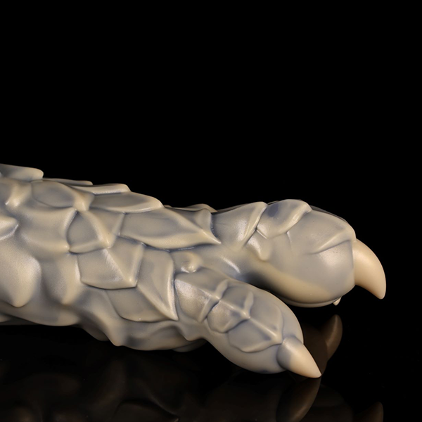 Phosphorus Rock Dragon Claw — фантазийный мастурбатор в форме когтистой лапы — фото 7